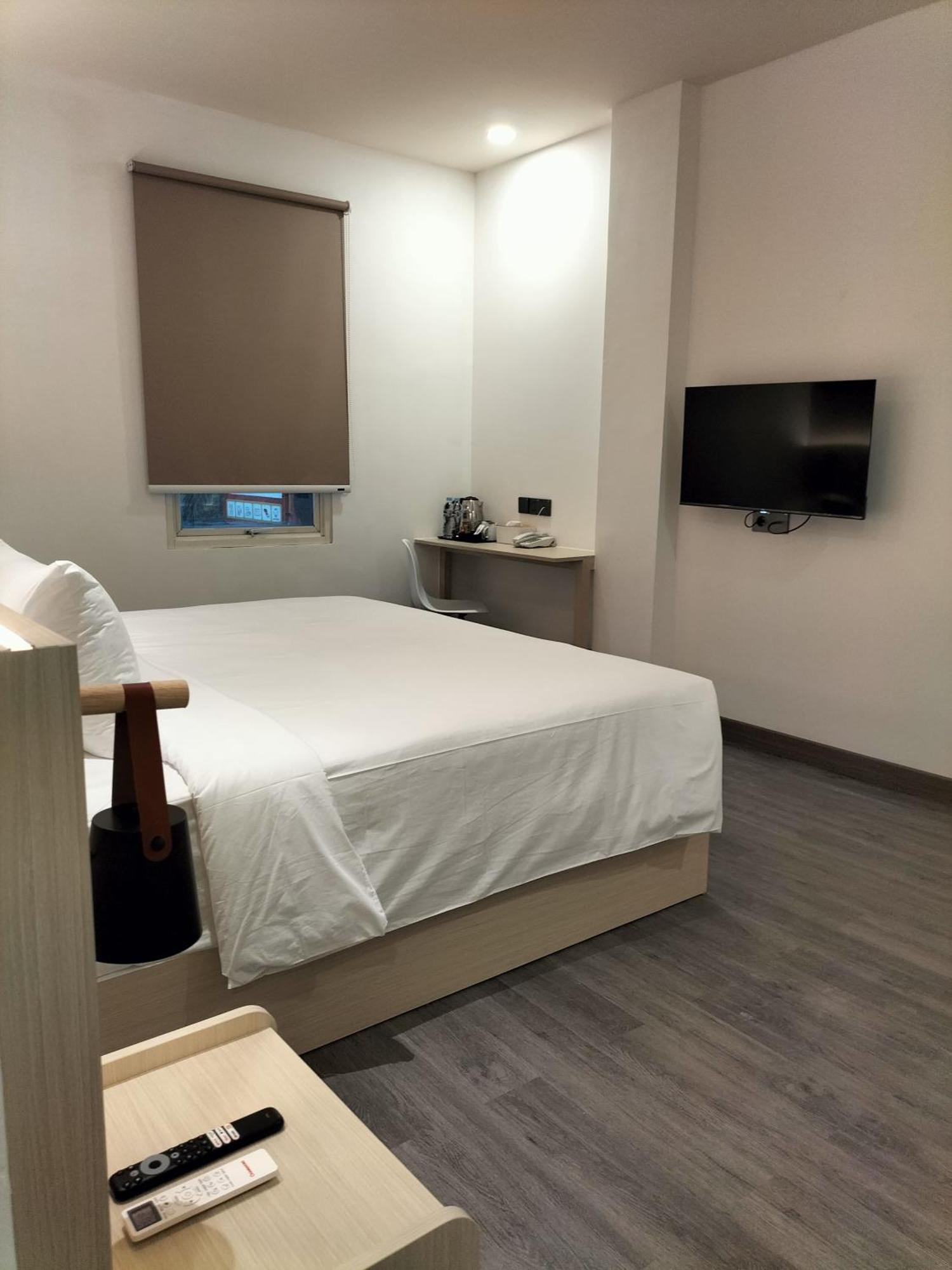 True Blue Hotel Menteng ジャカルタ エクステリア 写真