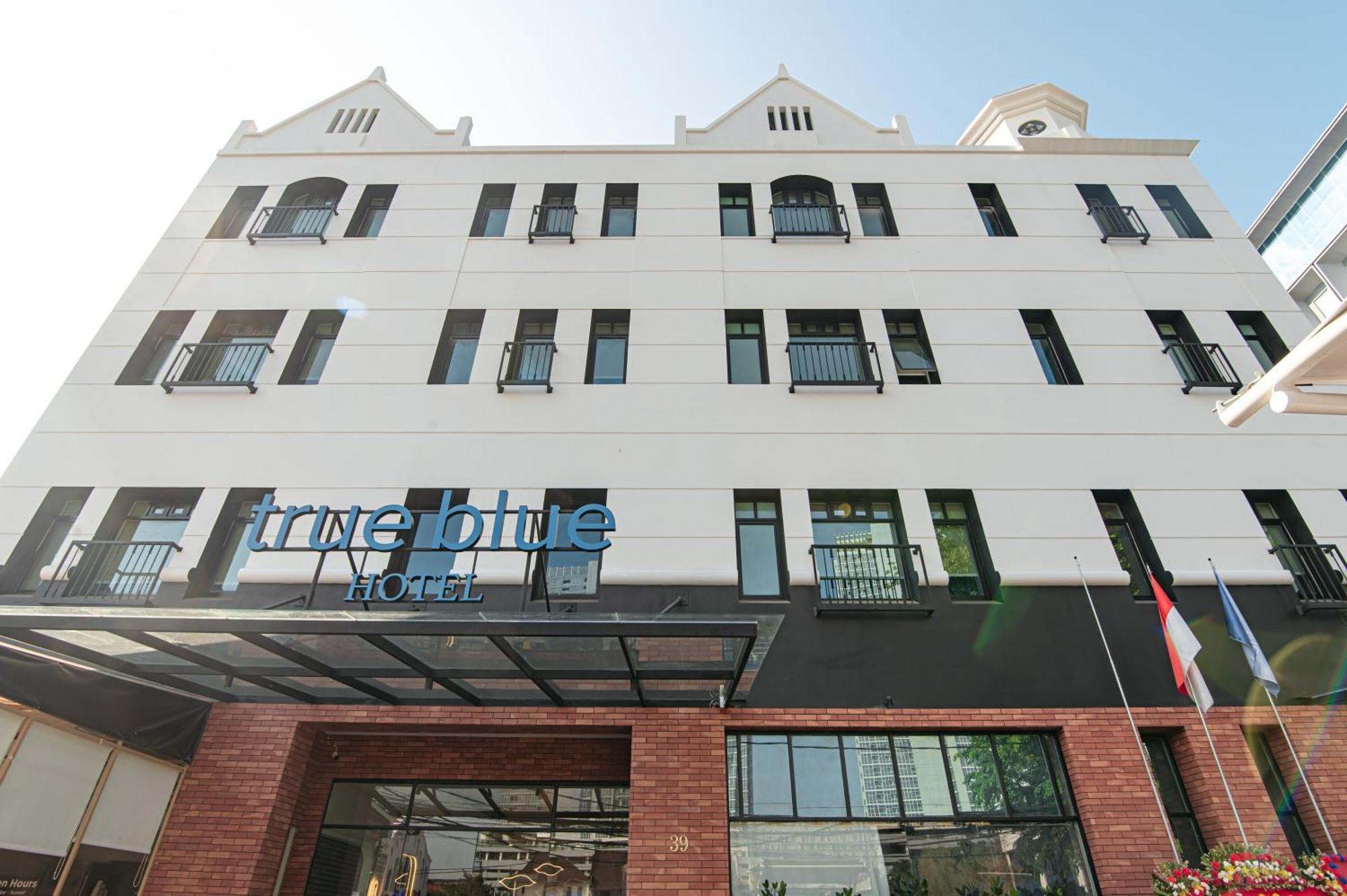 True Blue Hotel Menteng ジャカルタ エクステリア 写真