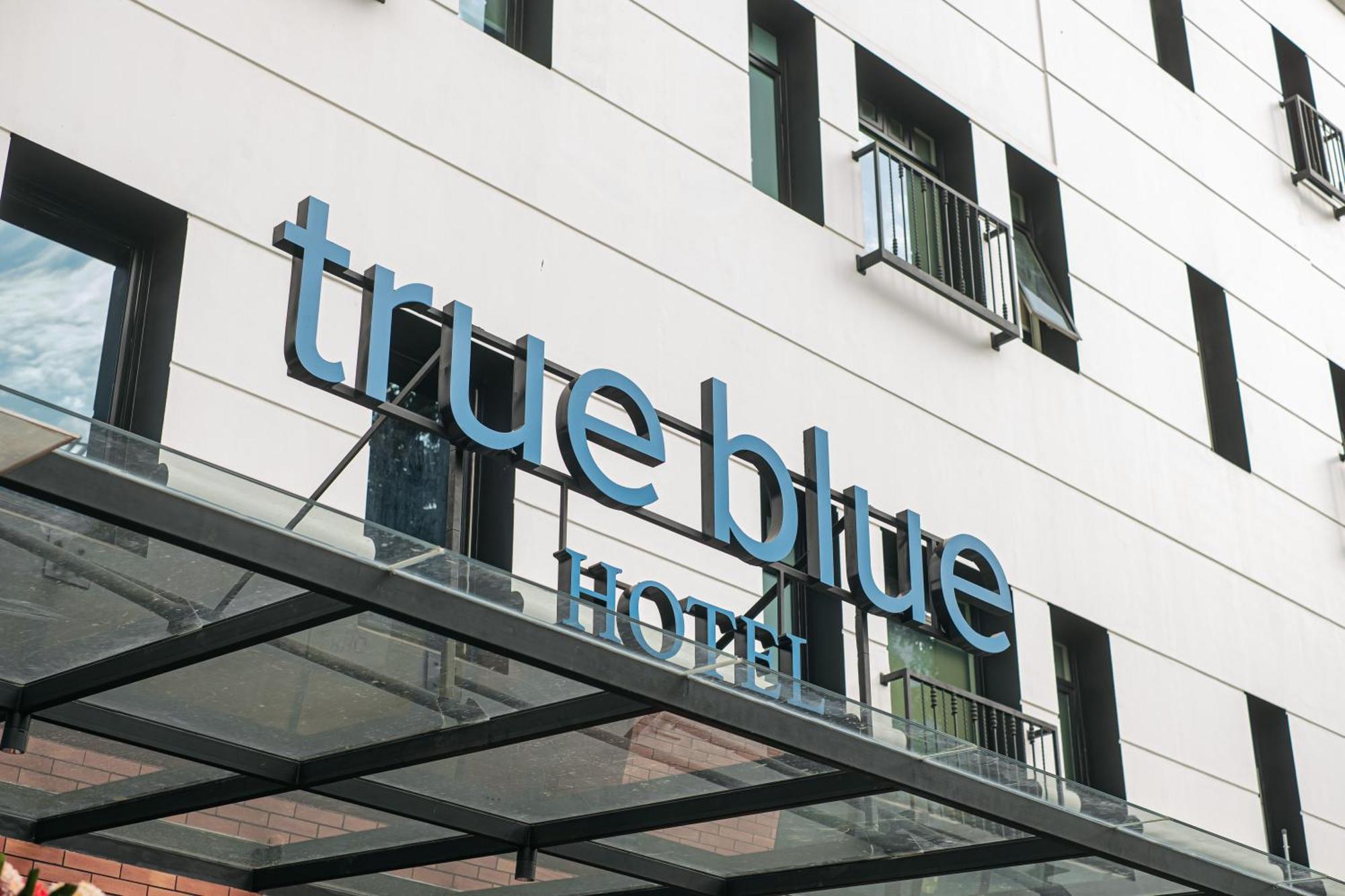 True Blue Hotel Menteng ジャカルタ エクステリア 写真