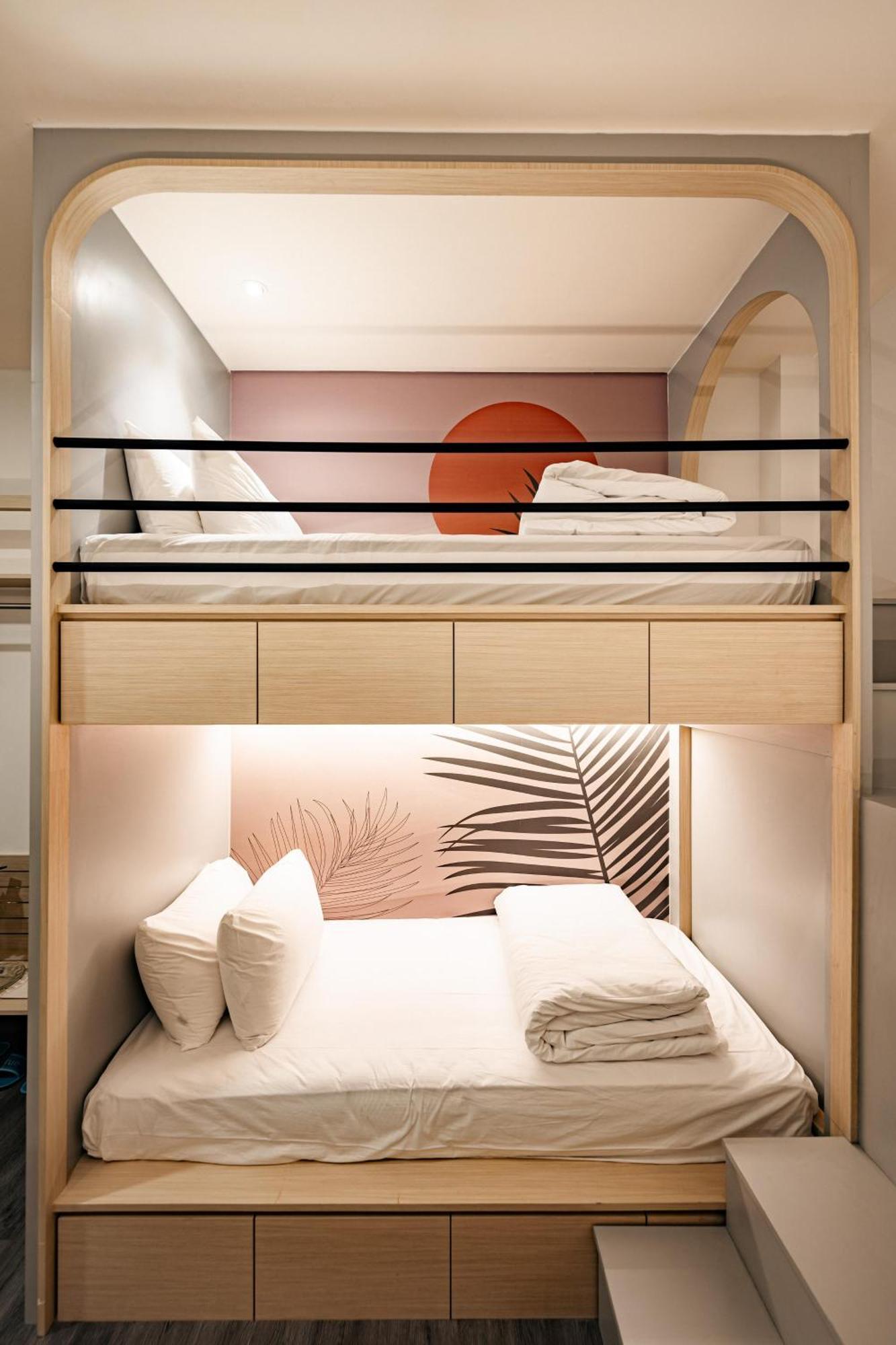 True Blue Hotel Menteng ジャカルタ エクステリア 写真