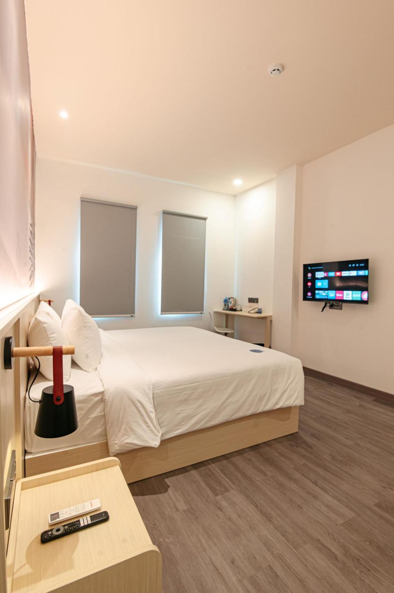 True Blue Hotel Menteng ジャカルタ エクステリア 写真