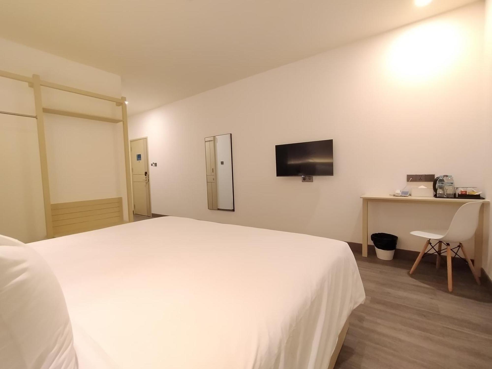 True Blue Hotel Menteng ジャカルタ エクステリア 写真