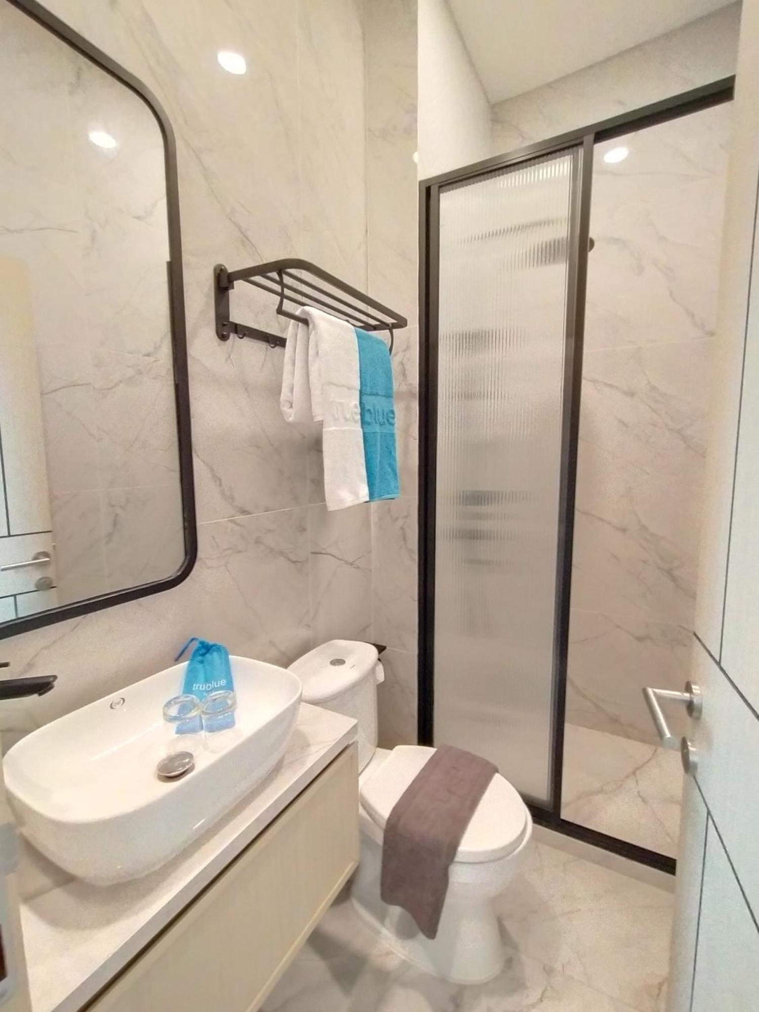 True Blue Hotel Menteng ジャカルタ エクステリア 写真