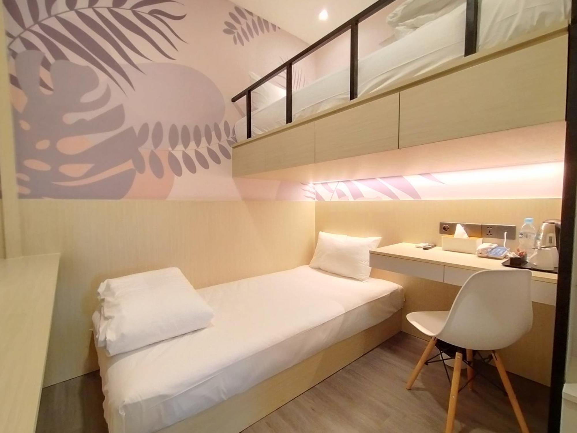True Blue Hotel Menteng ジャカルタ エクステリア 写真